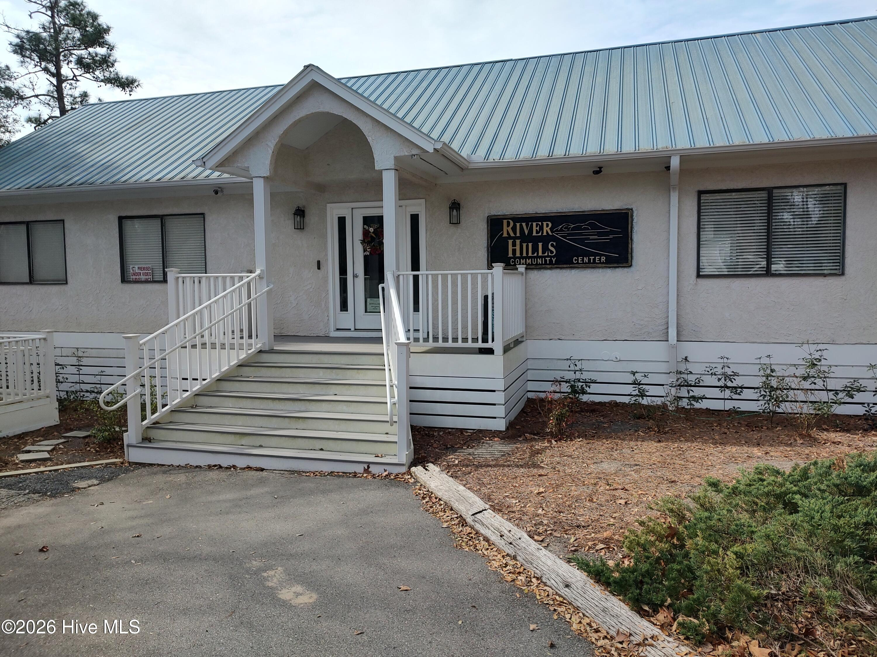 100560201 | Photo 22