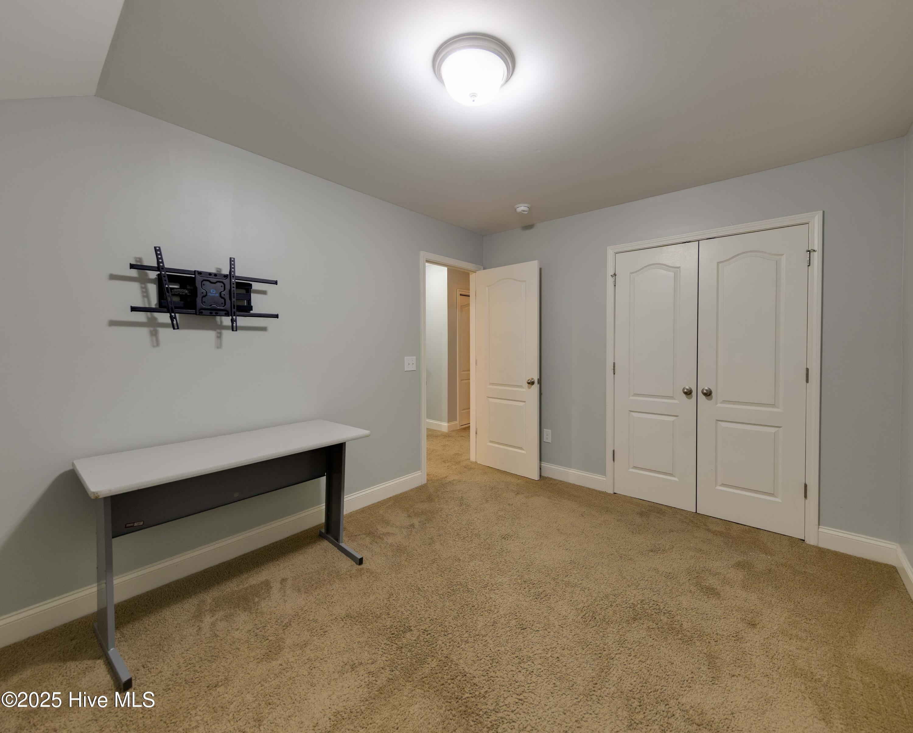 100504792 | Photo 39