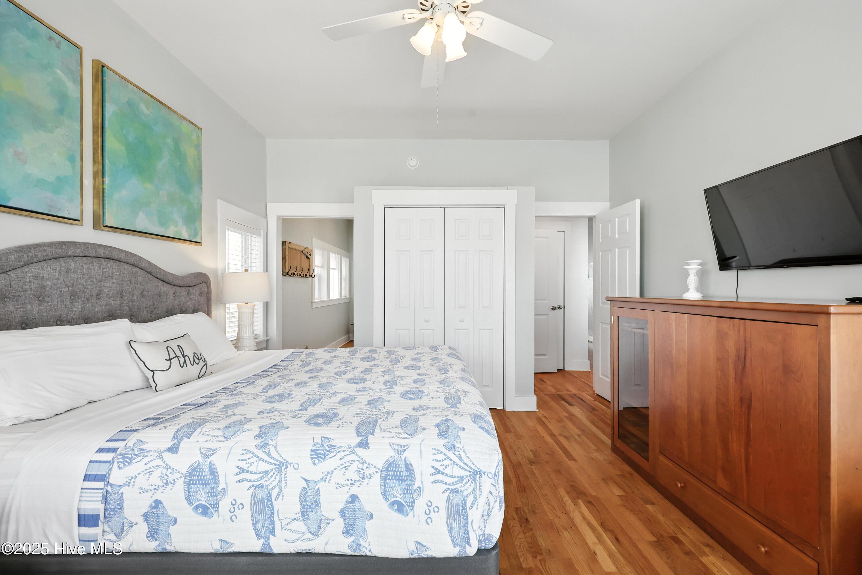 100525482 | Photo 32