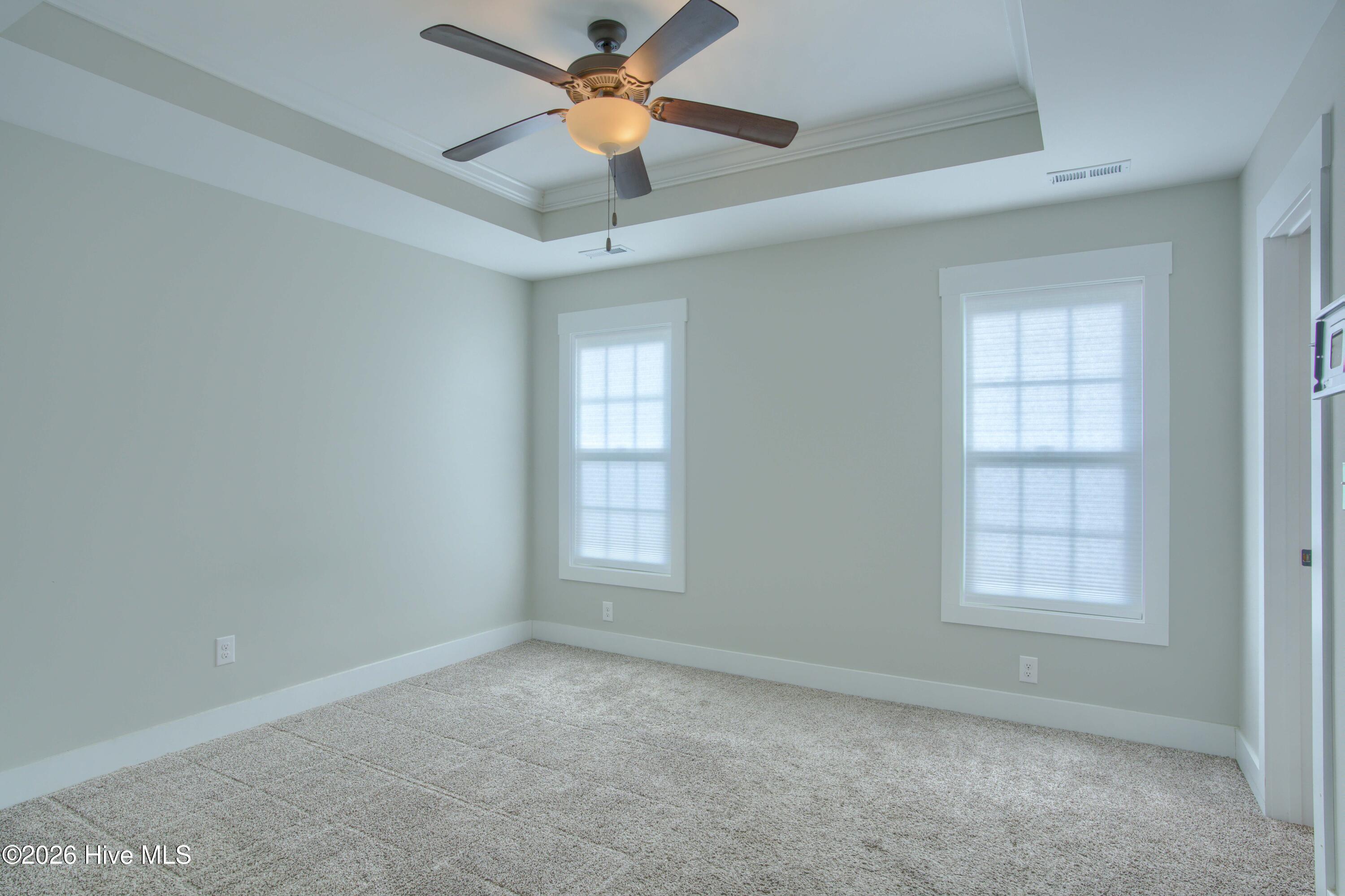 100559443 | Photo 17