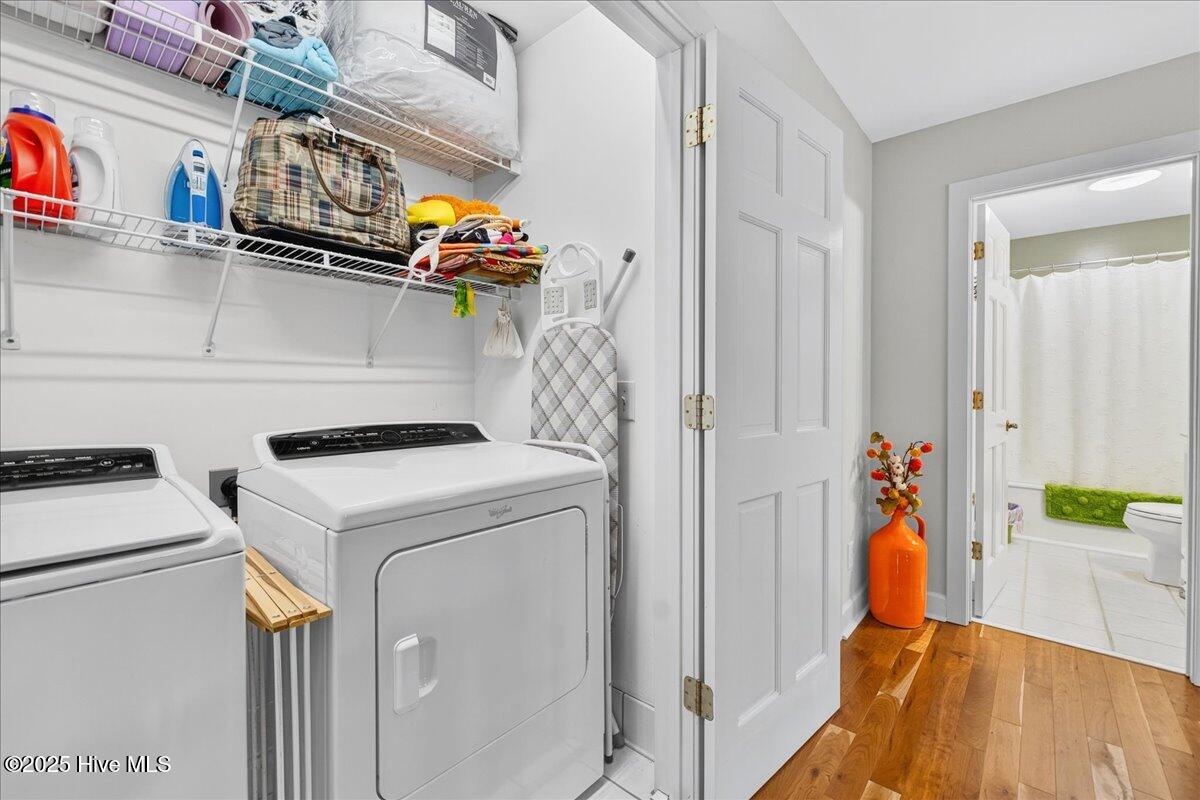 100540409 | Photo 45