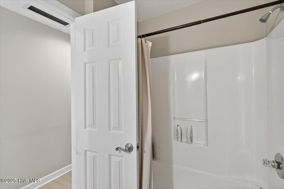 100536706 | Photo 20