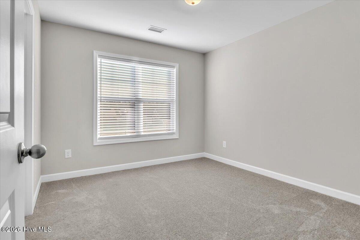 100551276 | Photo 27