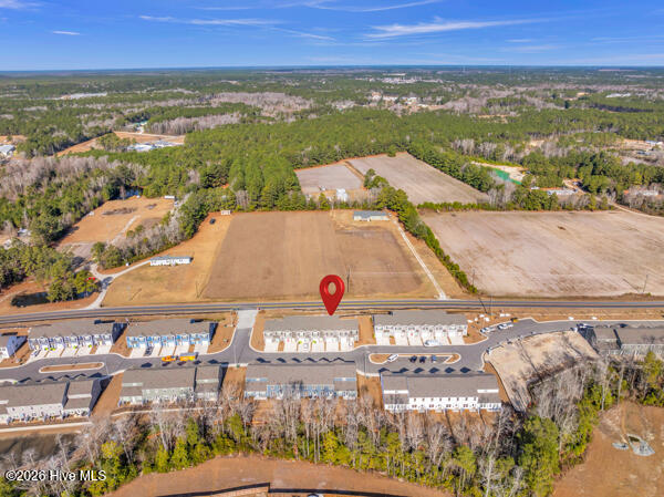 100567985 | Photo 18