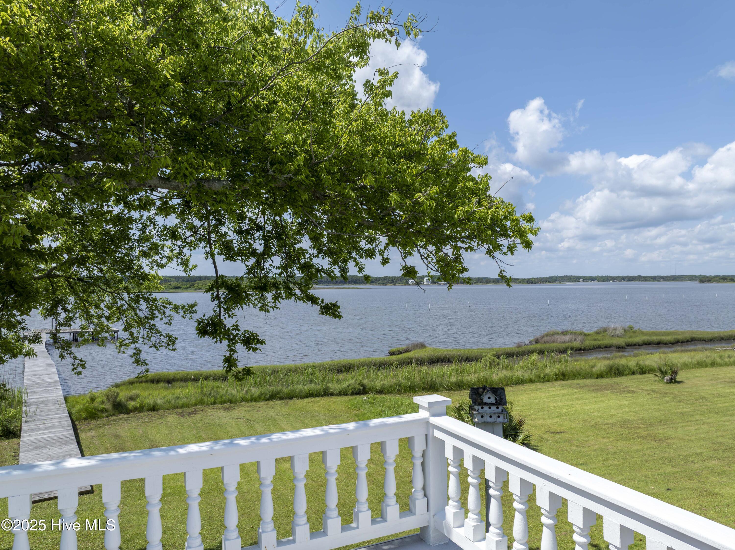 100512986 | Photo 58