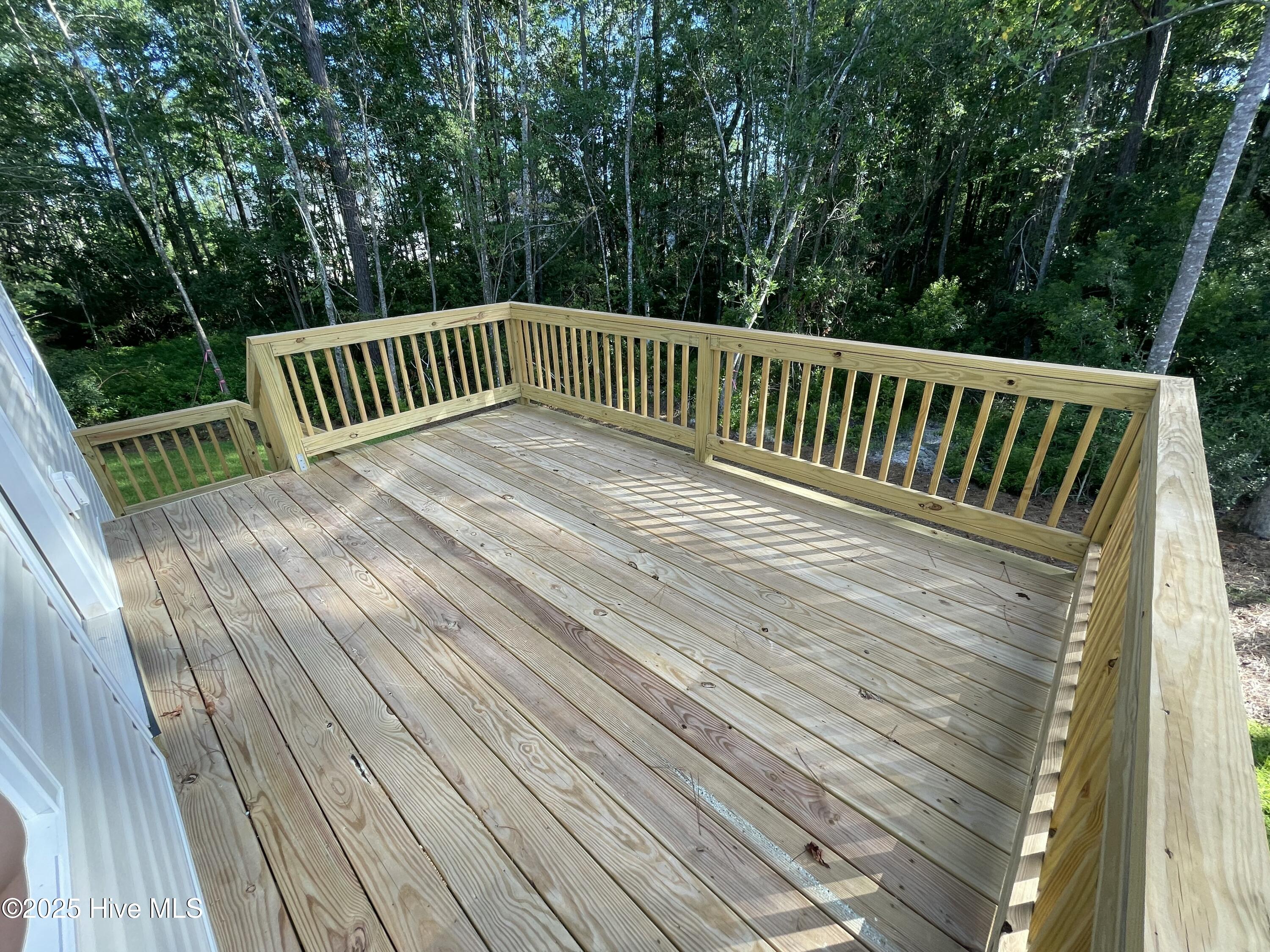 100422269 | Photo 14