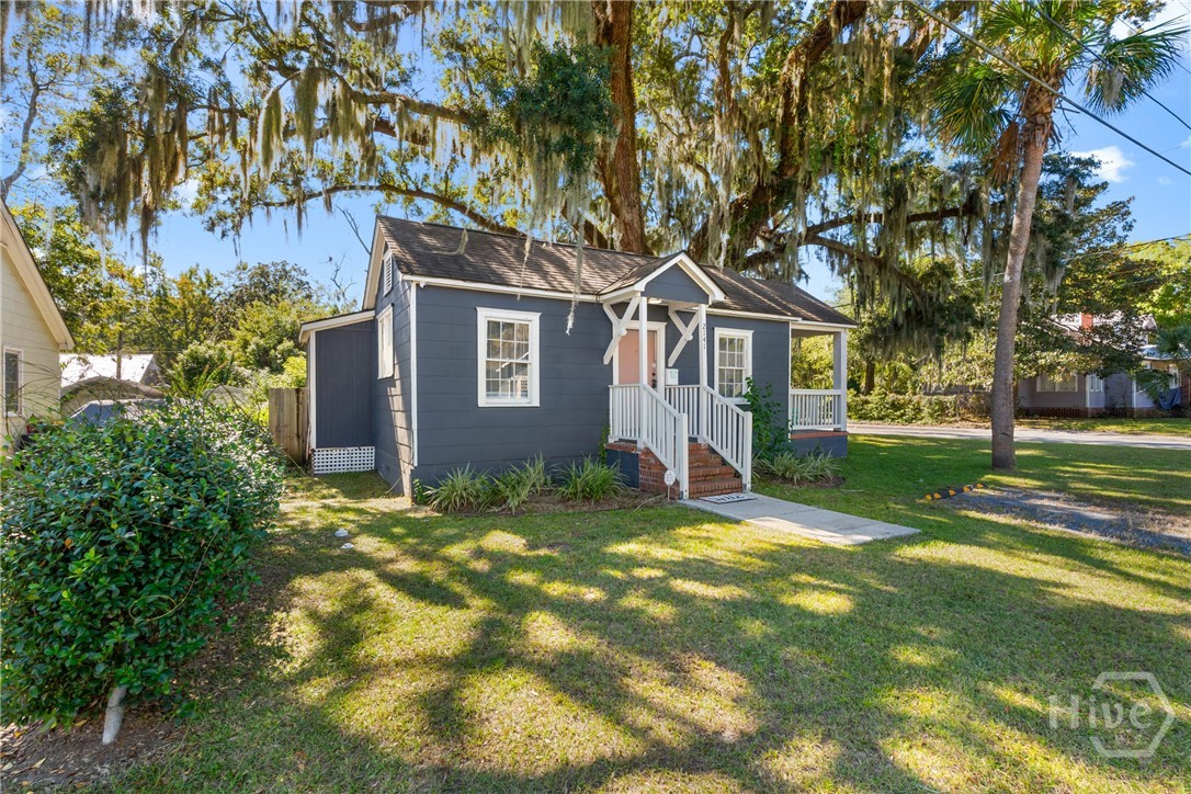 3rd image of 2141 New York Ave, Savannah, GA 31404 | MLS# SA361582