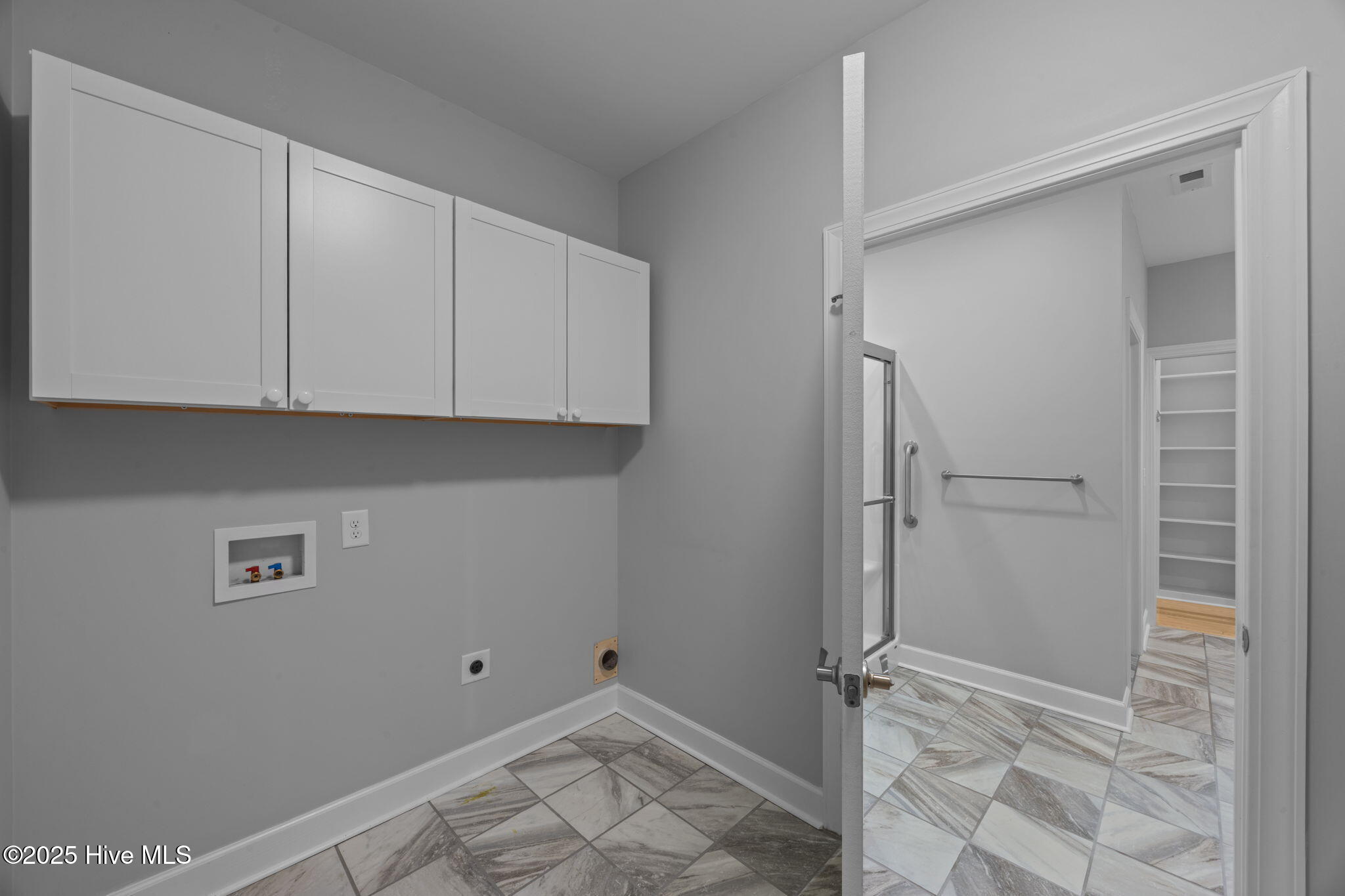 402 Whittaker Point Road,Oriental