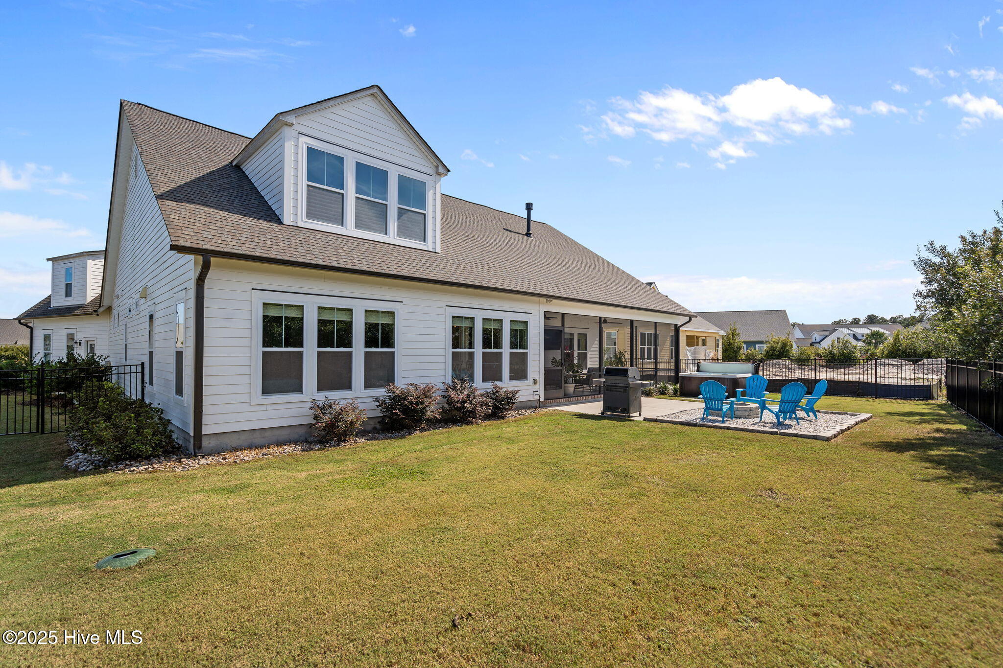 100536162 | Photo 60