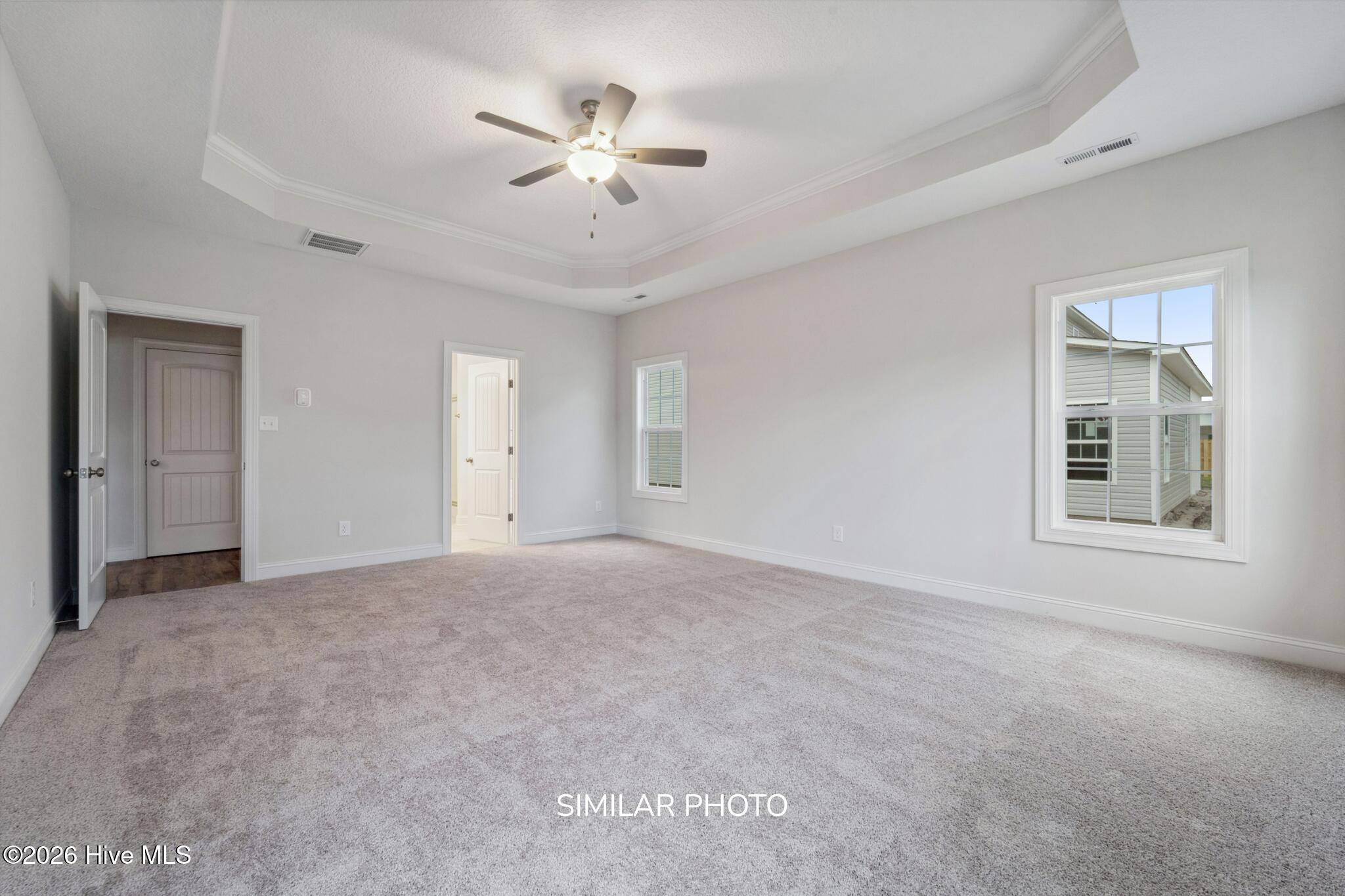 100556220 | Photo 22