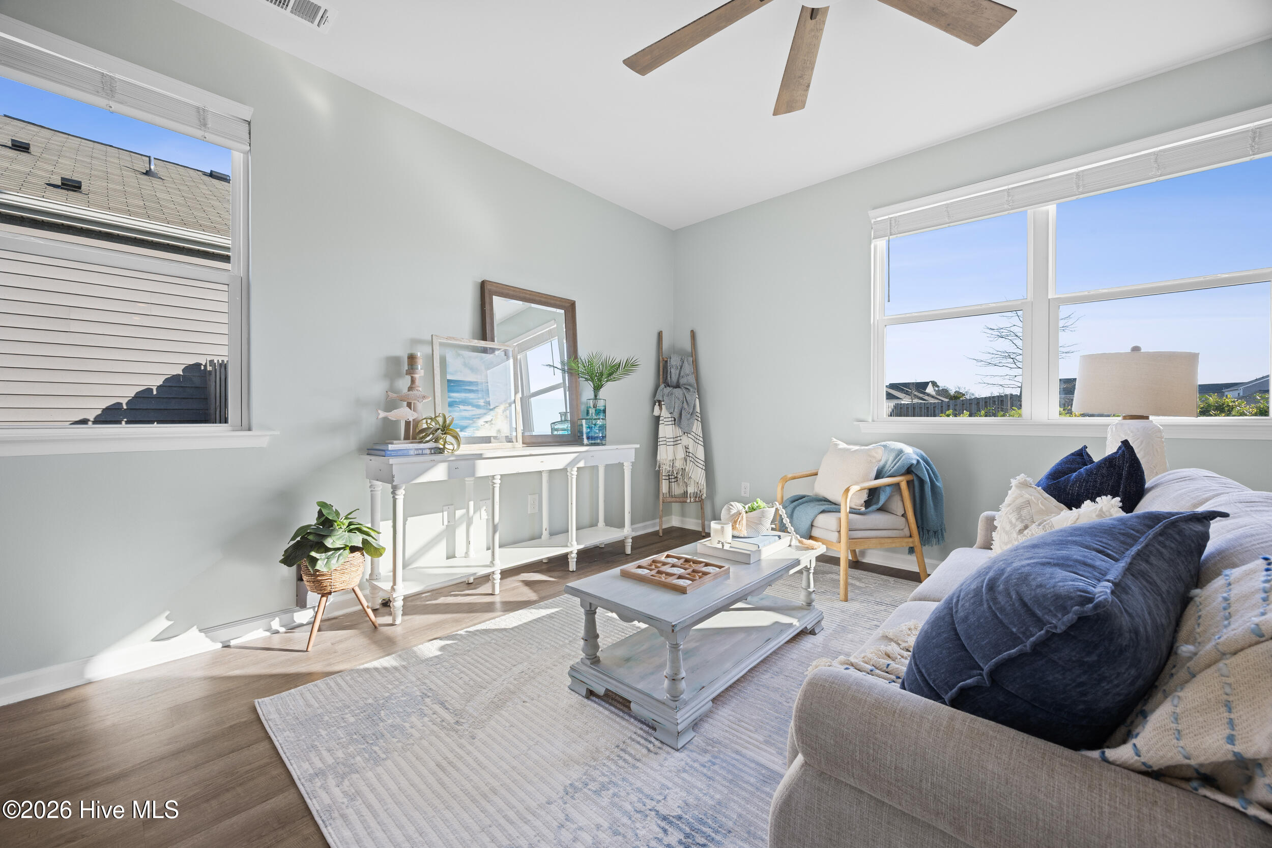 100561836 | Photo 13