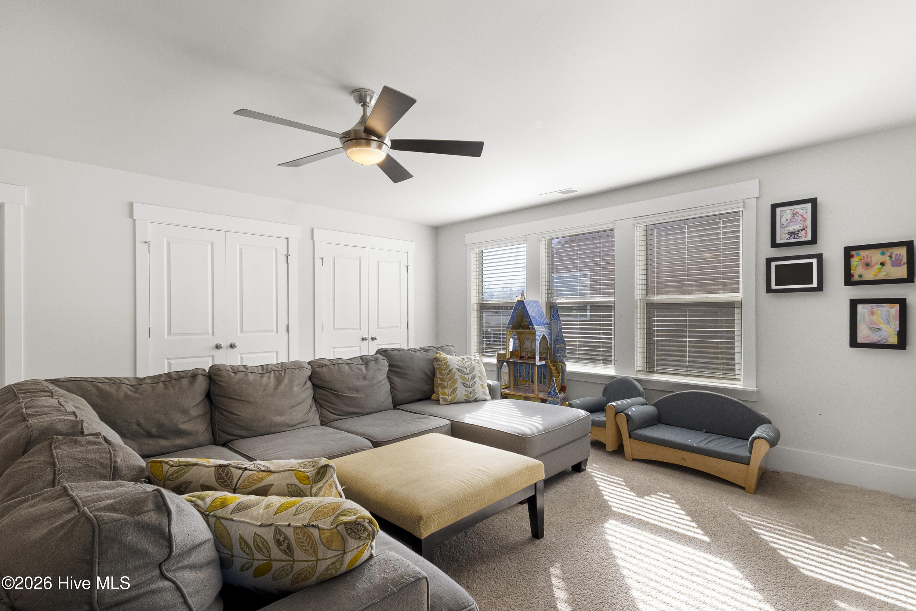 100547510 | Photo 35