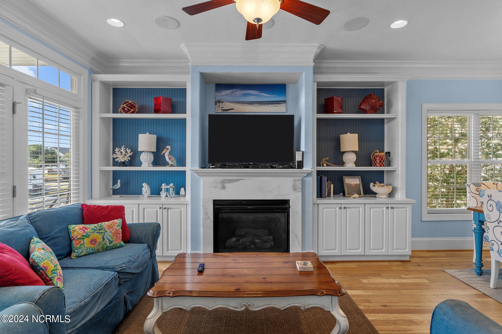 100546836 | Photo 30