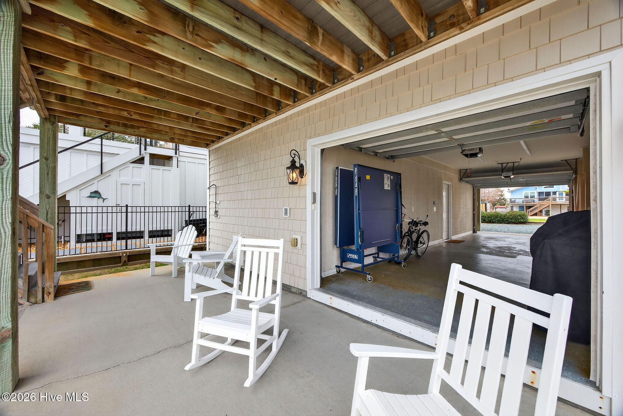 100558611 | Photo 13