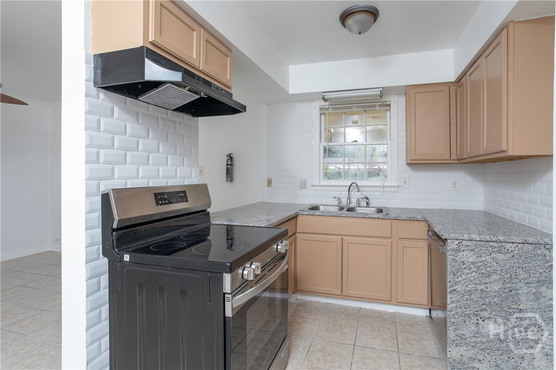 5 Ossabaw Road, Savannah, GA 31410 Listing Photo  8