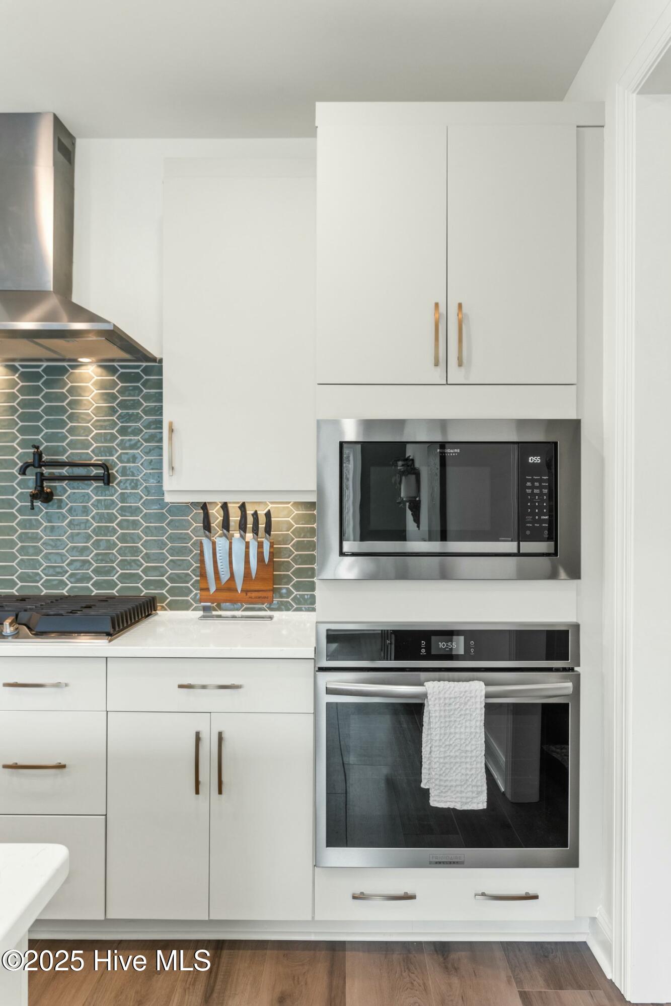 100500732 | Photo 21