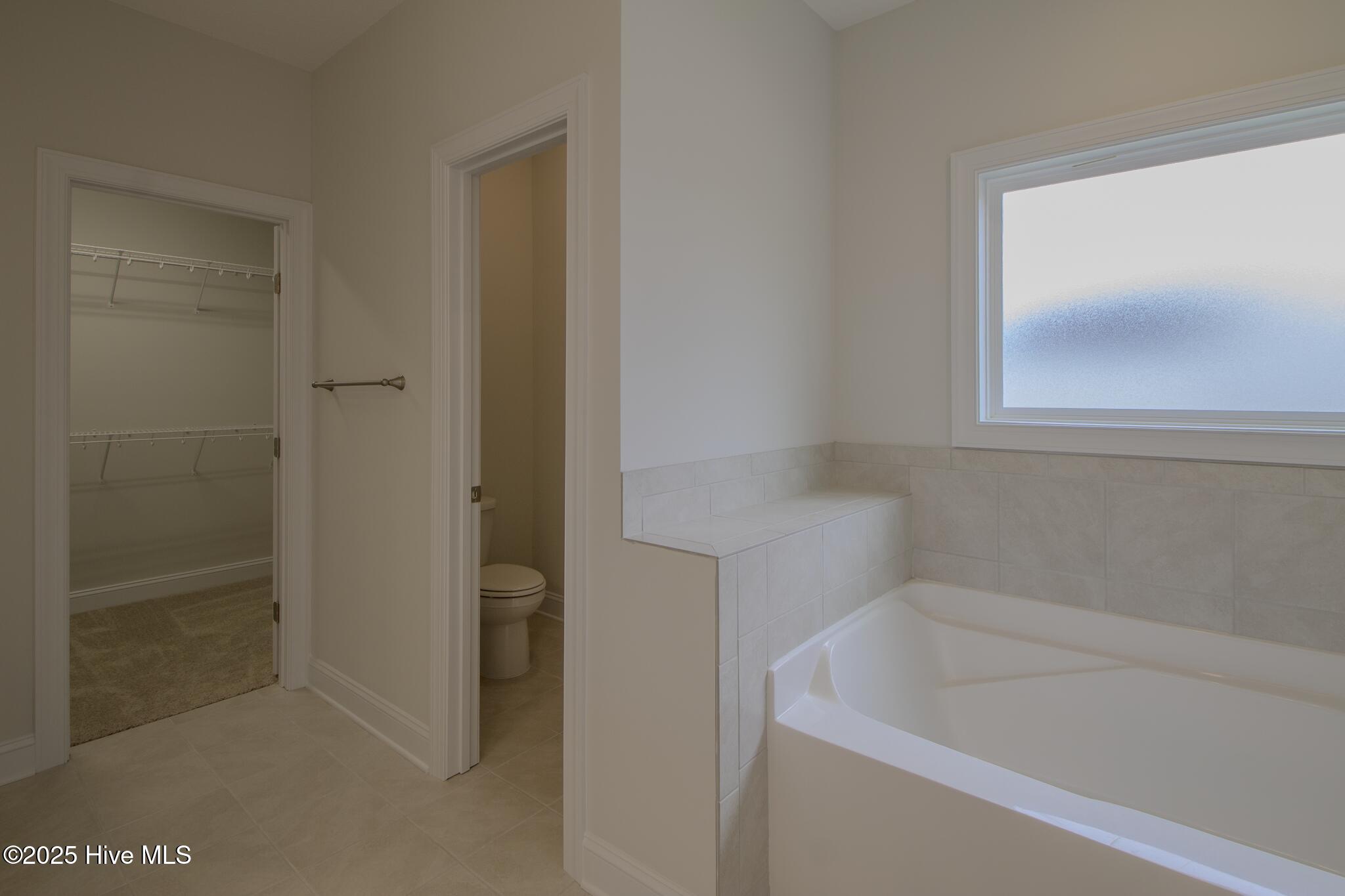 100493644 | Photo 19