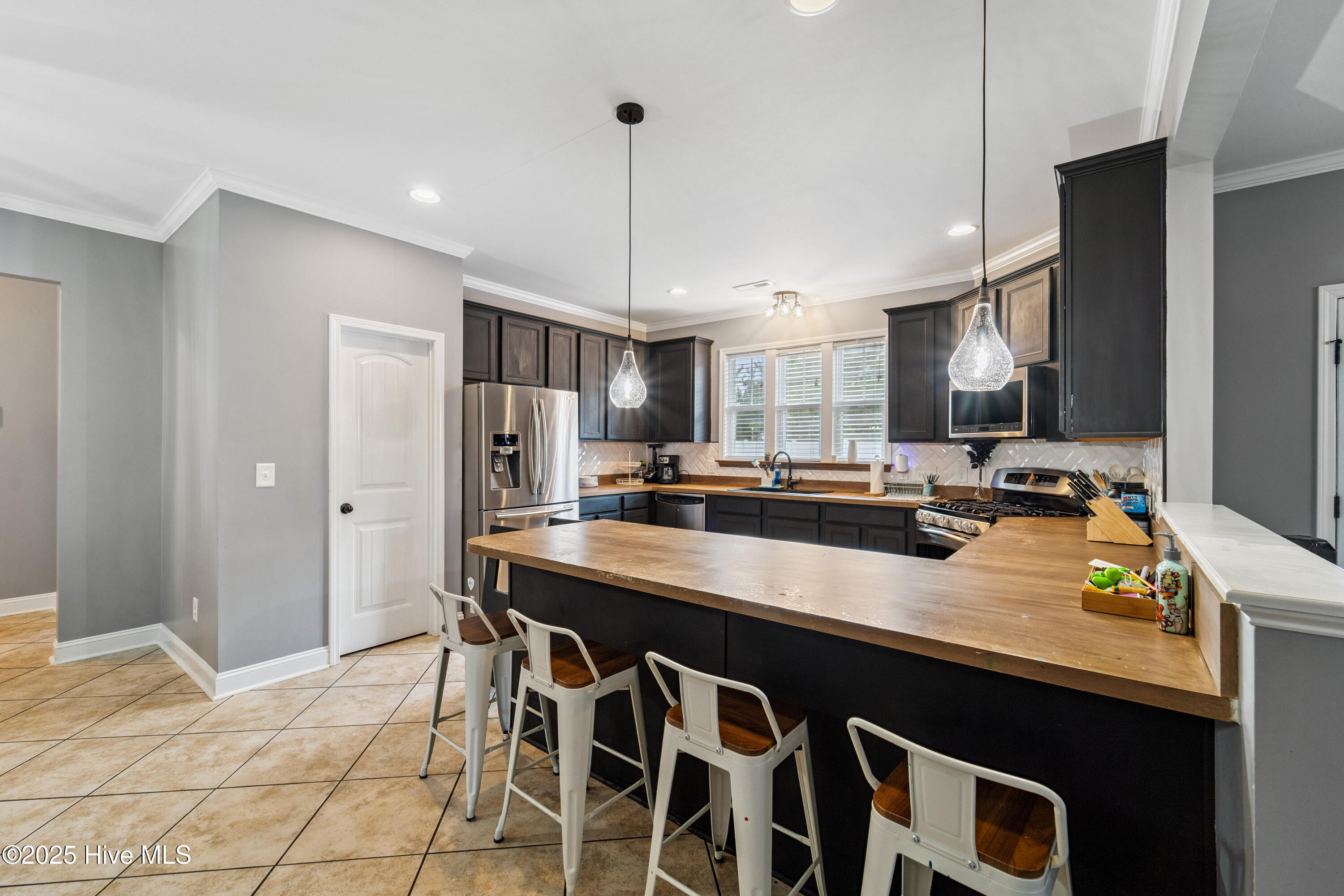 100516932 | Photo 24