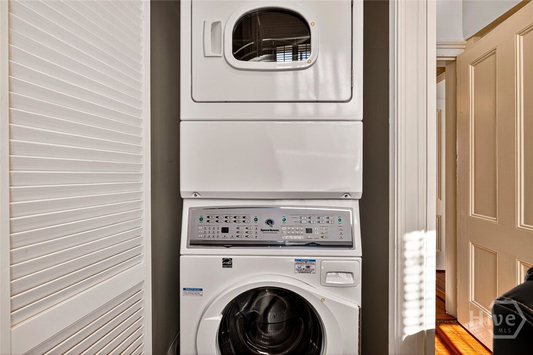 208 E Liberty Street, Savannah, GA, 31401