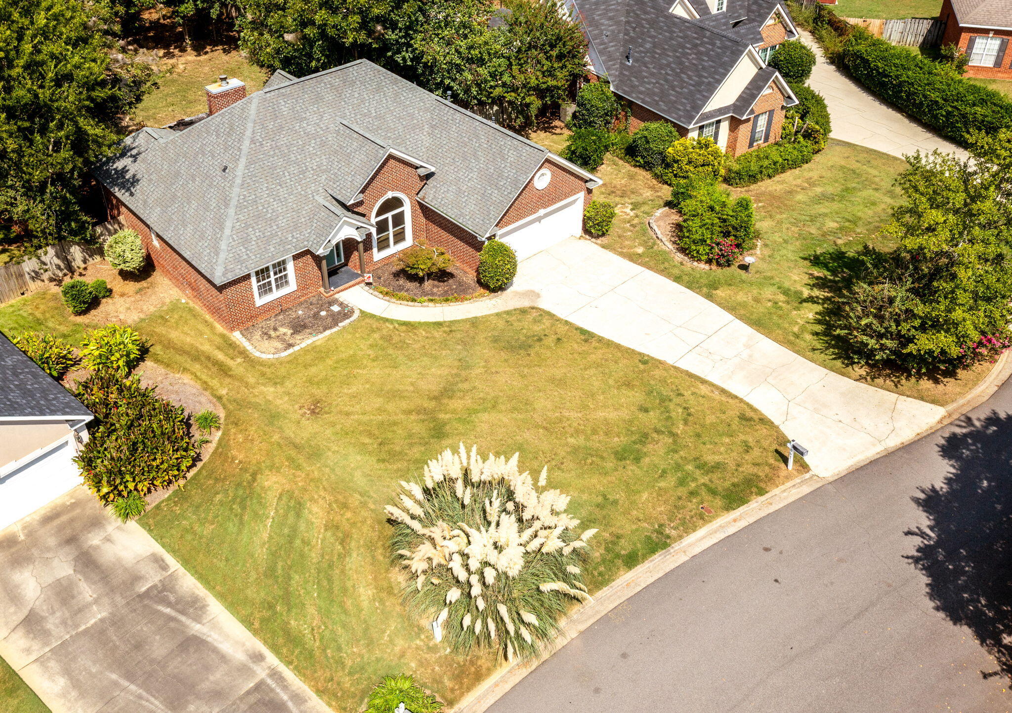 3-web-or-mls-557 Live Oak Court-05