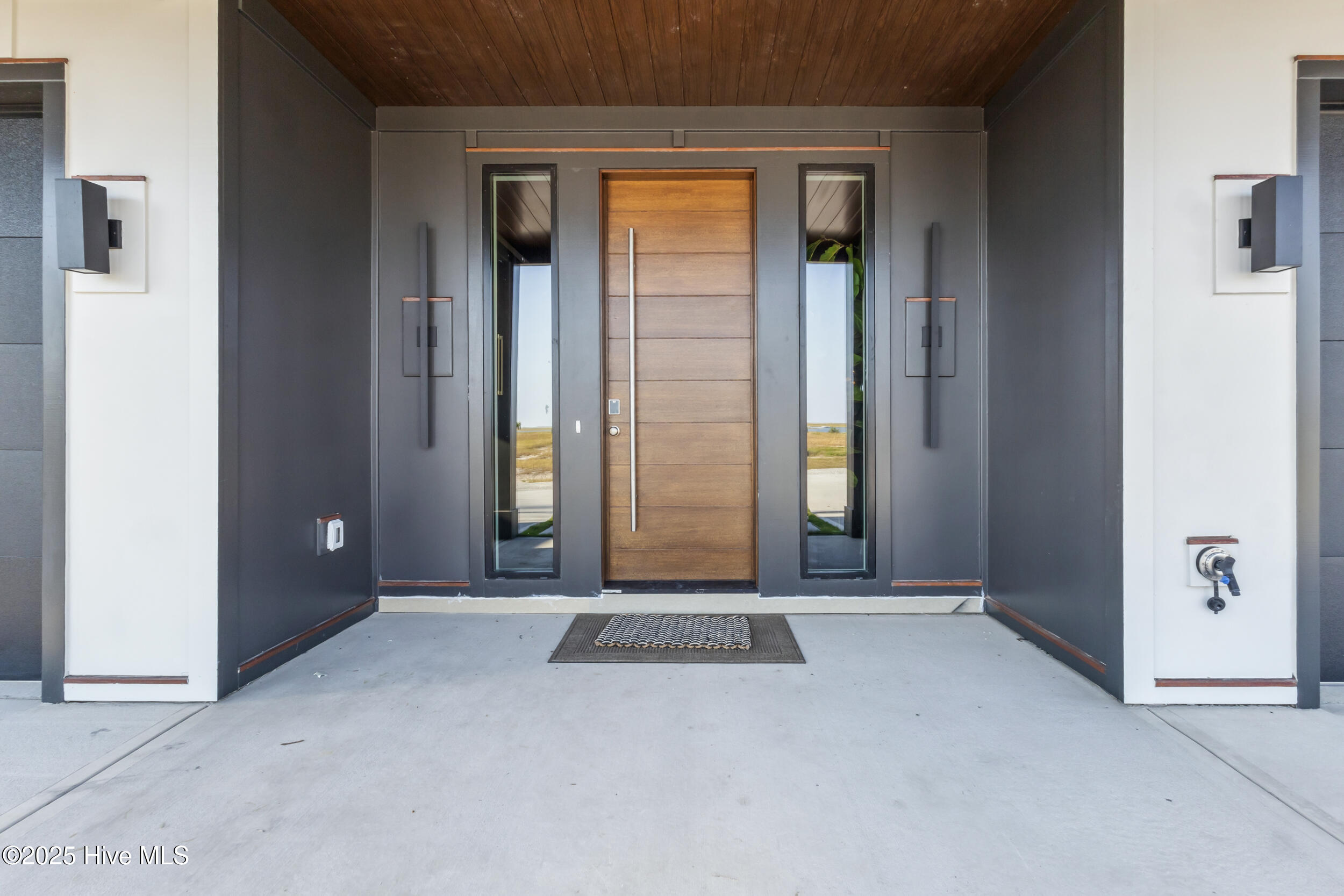 141 Dogwood Lane, Hampstead, NC, 28443