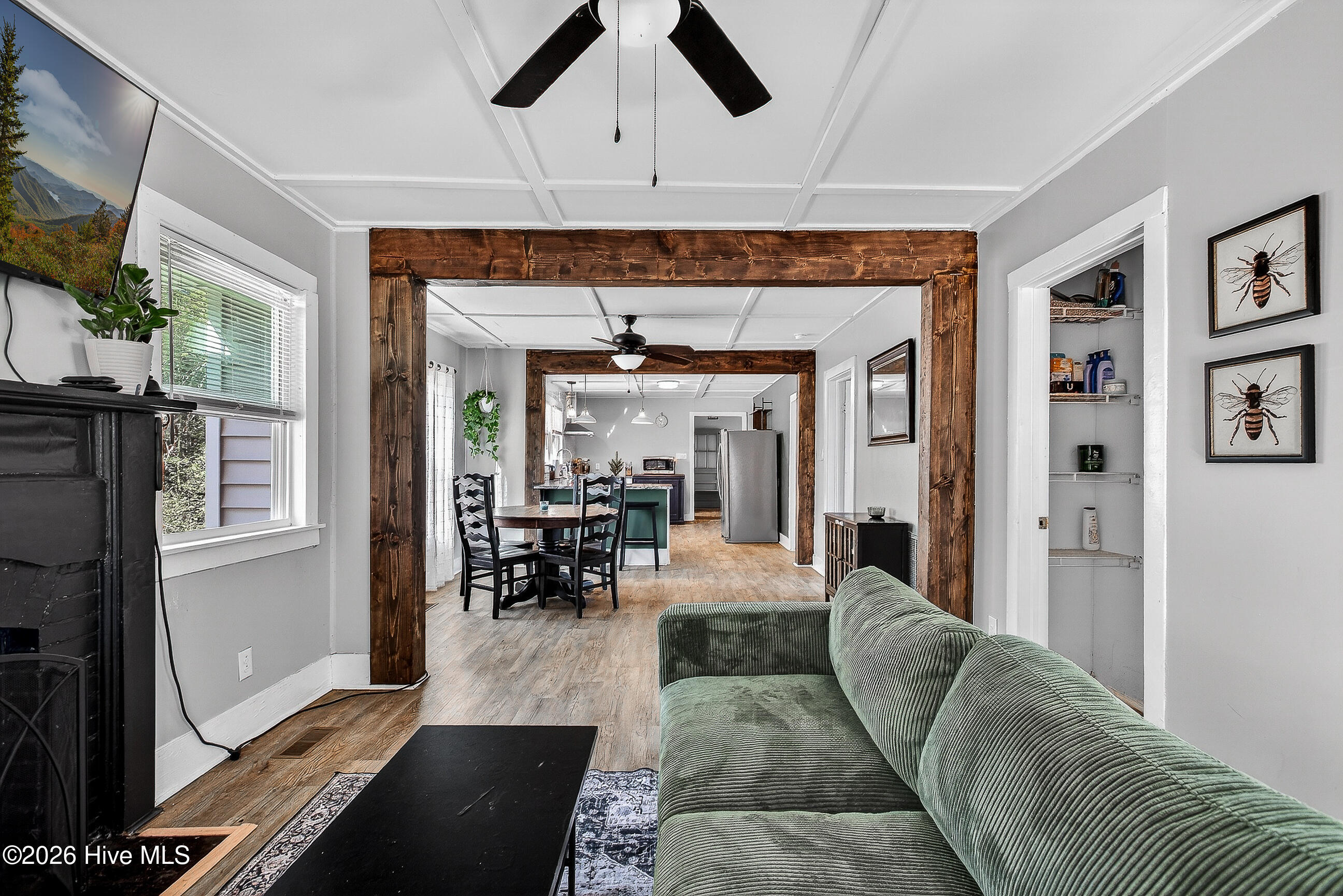 1527 Riggs Road,Maysville