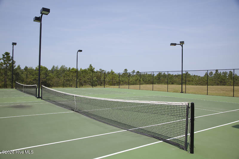 100540133 | Photo 25