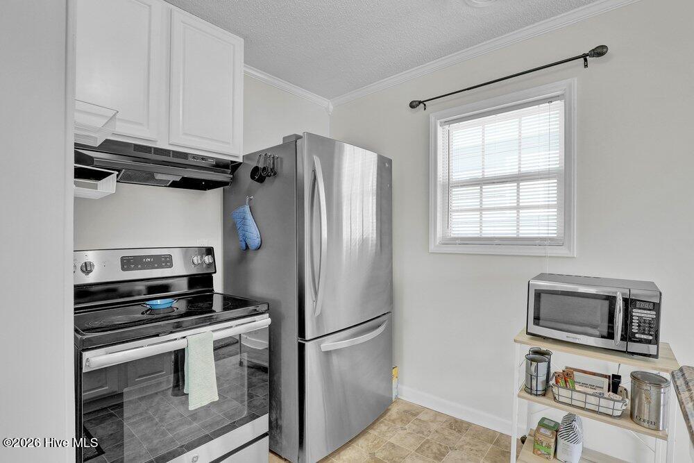 8007 8th Street, Surf City, NC, 28445