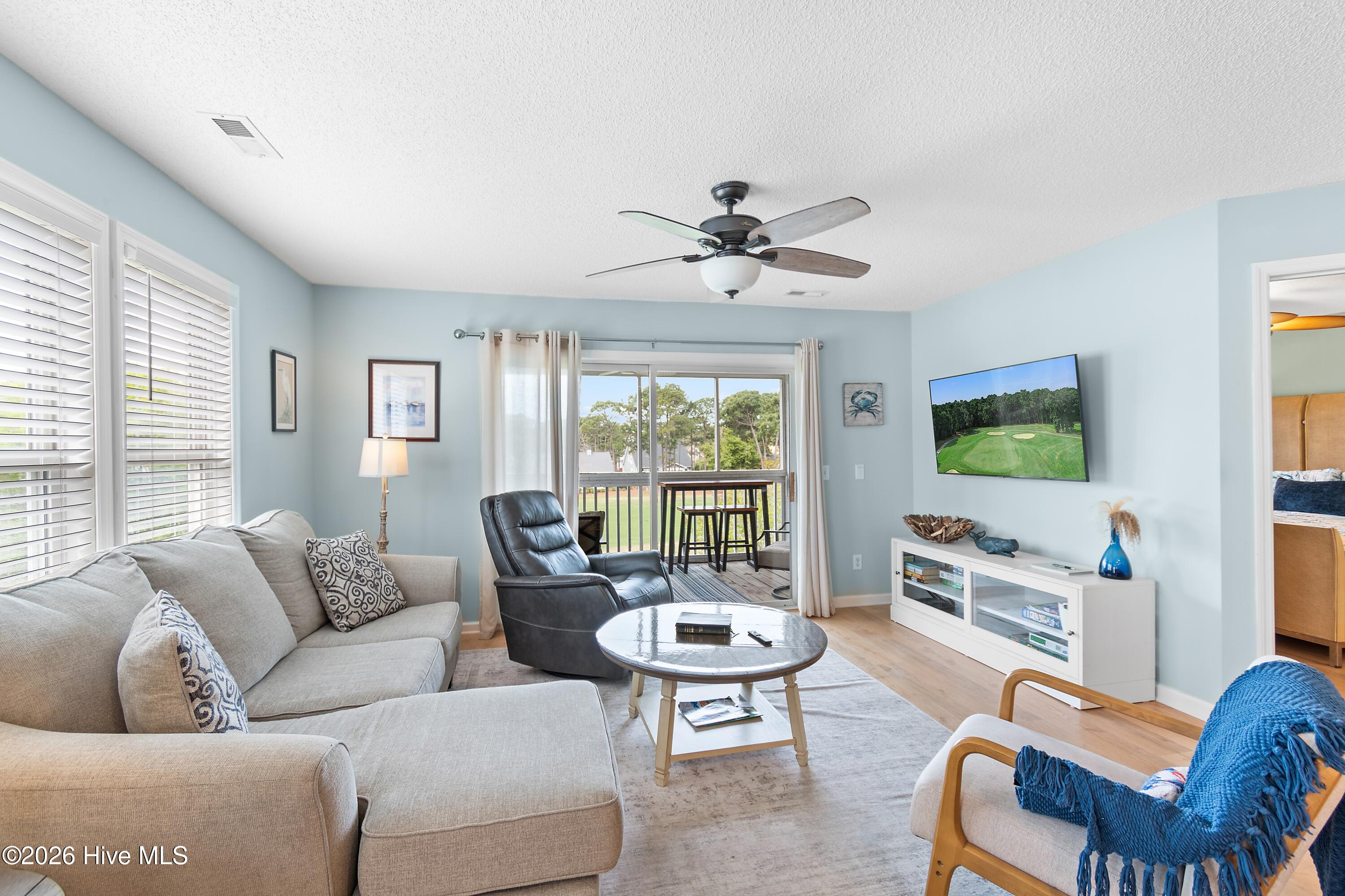 100565554 | Photo 17