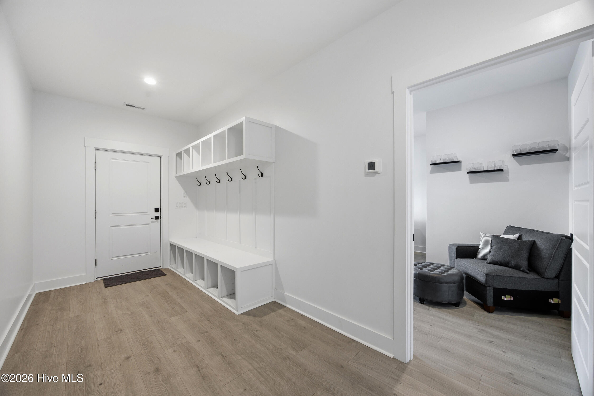 100558595 | Photo 37