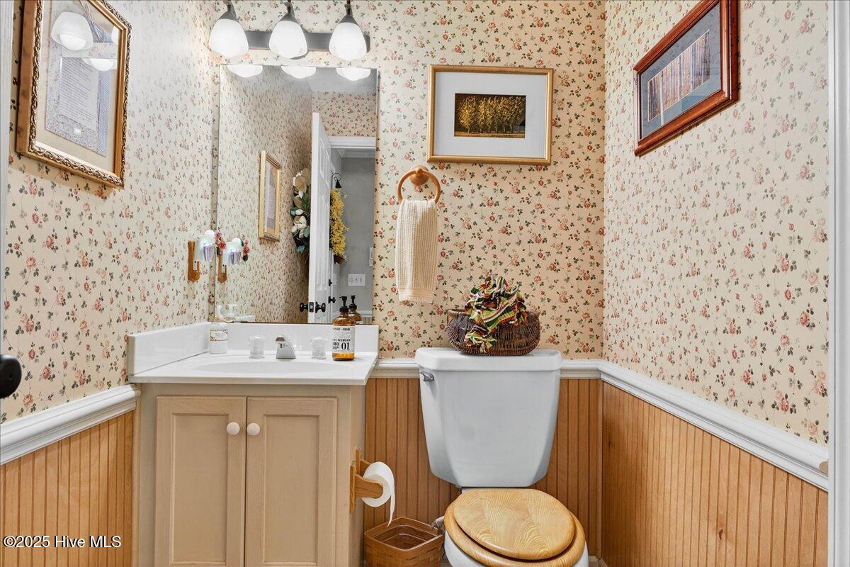 100517839 | Photo 47