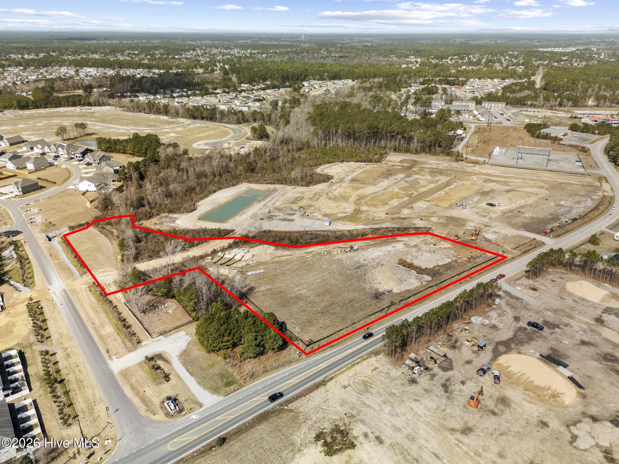 000 Queens Creek Road,Hubert