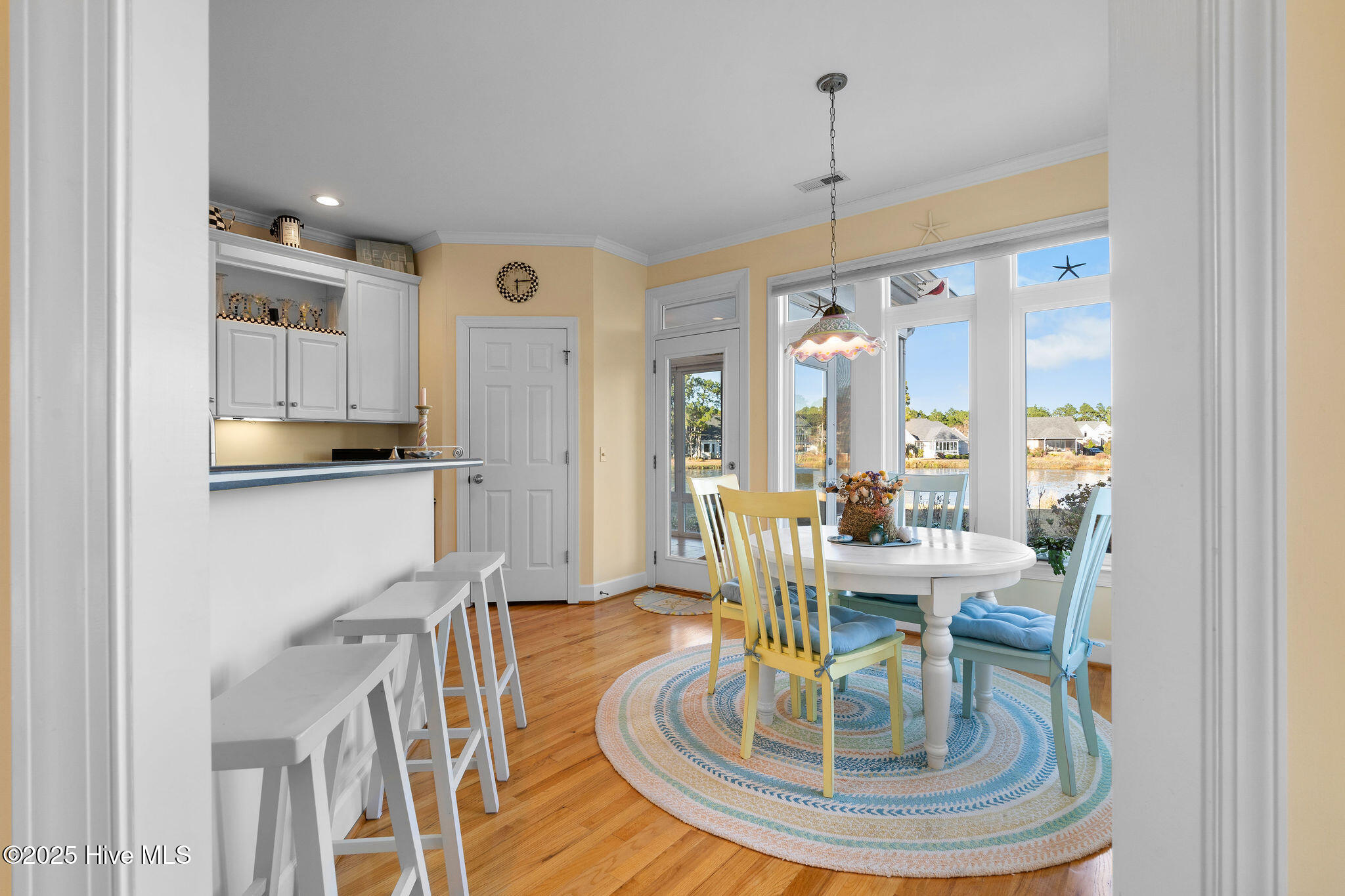 100543400 | Photo 24