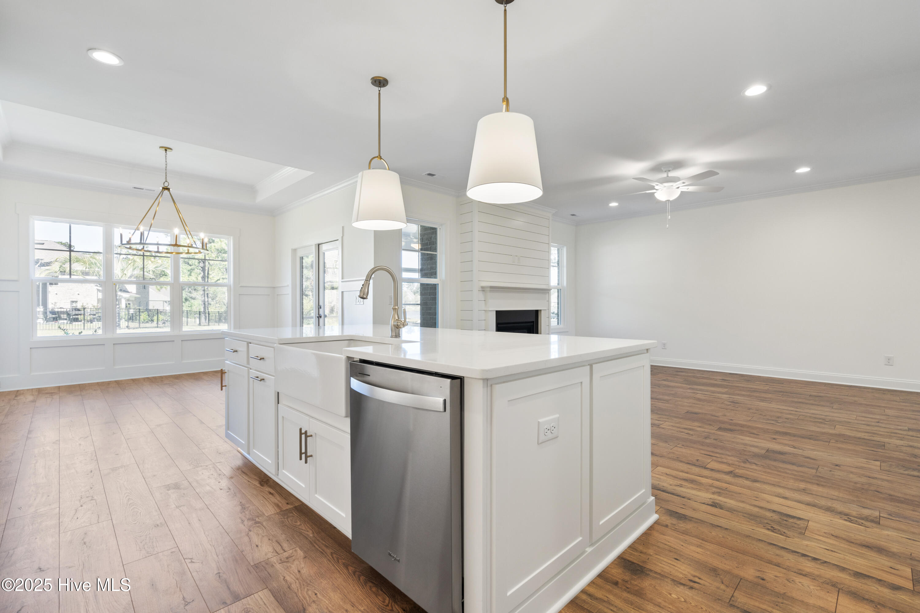 100515288 | Photo 10