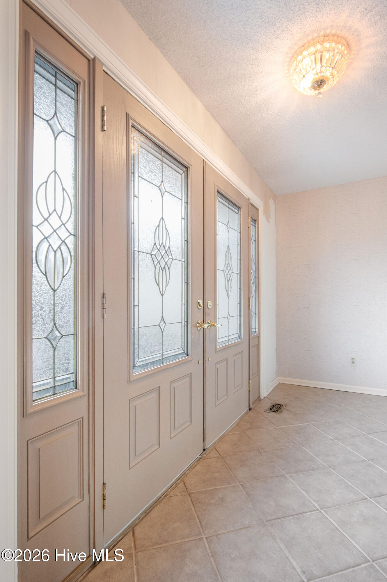 100556602 | Photo 55