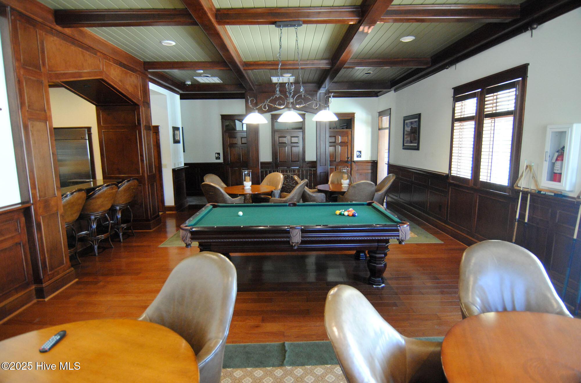 100536723 | Photo 70