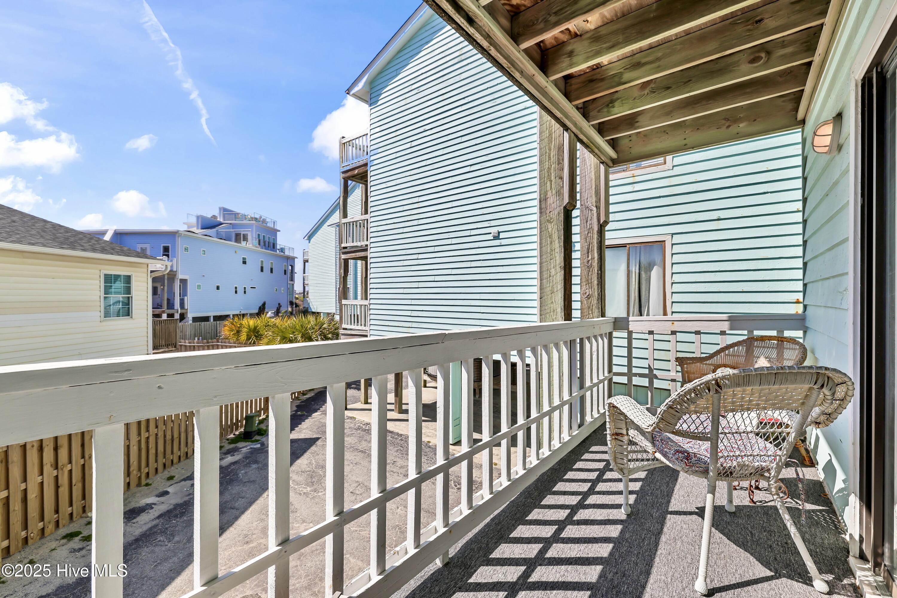 1717 Carolina Beach Avenue N 2a, Carolina Beach, NC 28428 – photo 22: Photo Mar 08 2025, 14 22 26