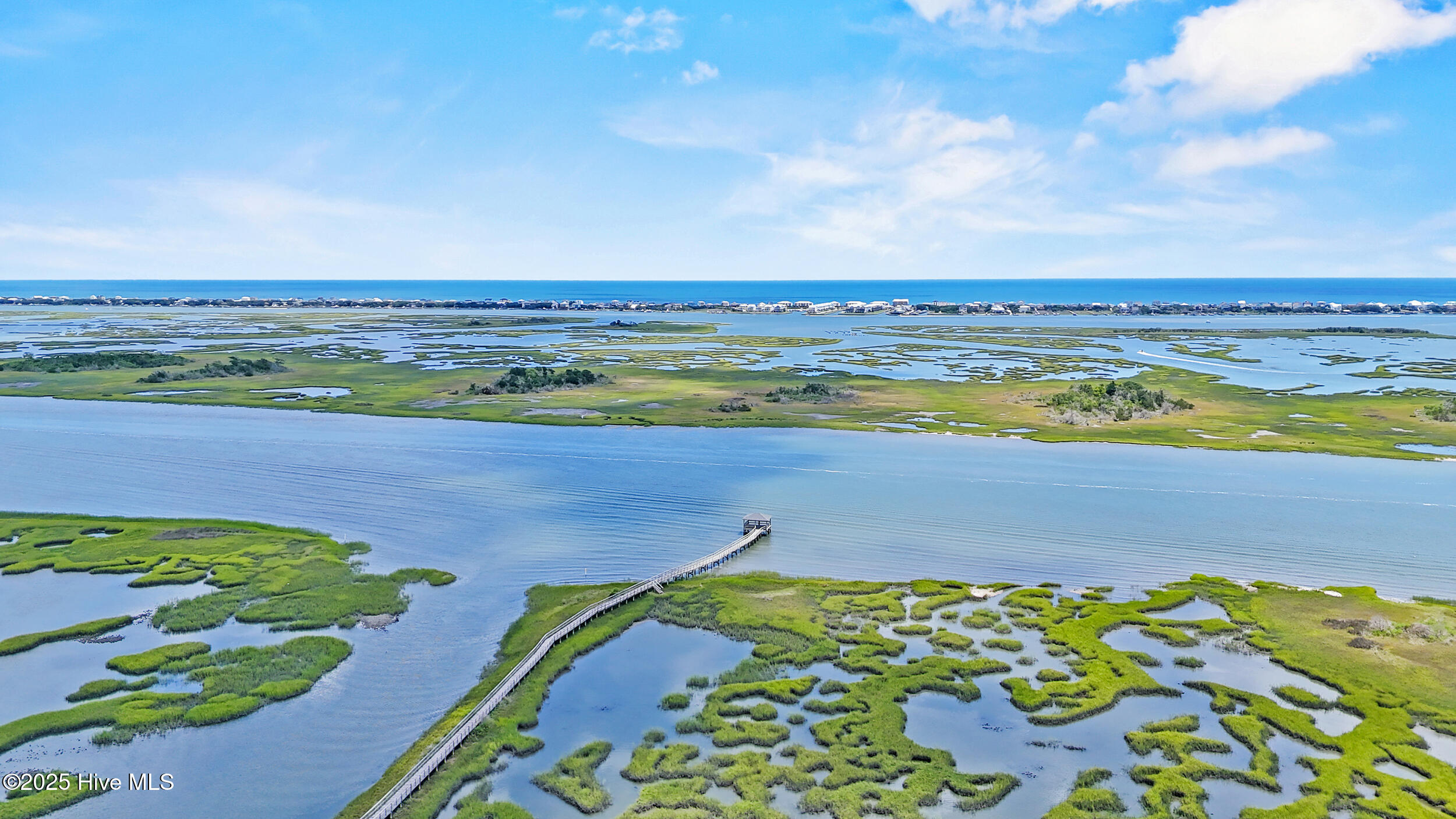 100519629 | Photo 86