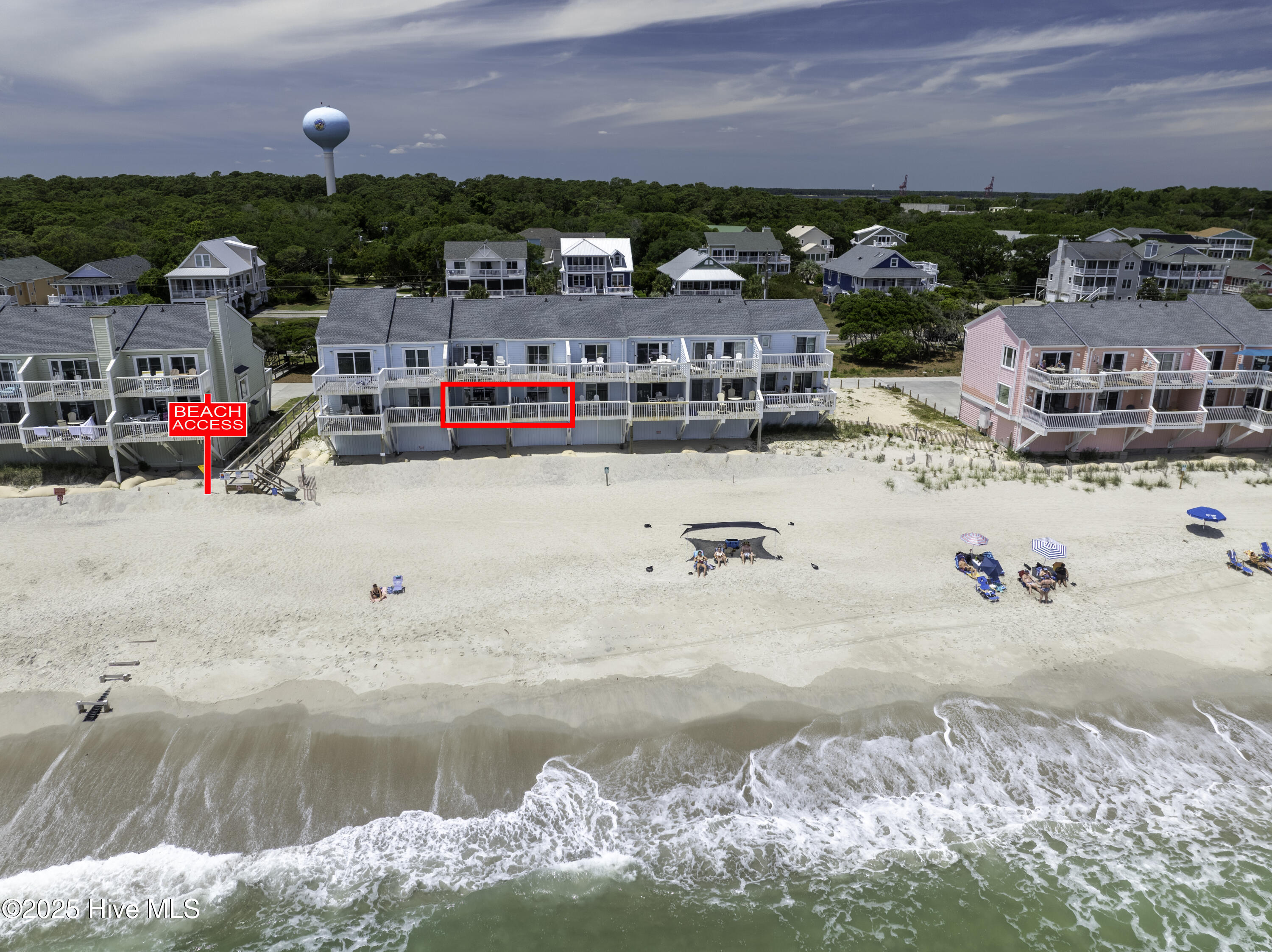 100560966 | Photo 51