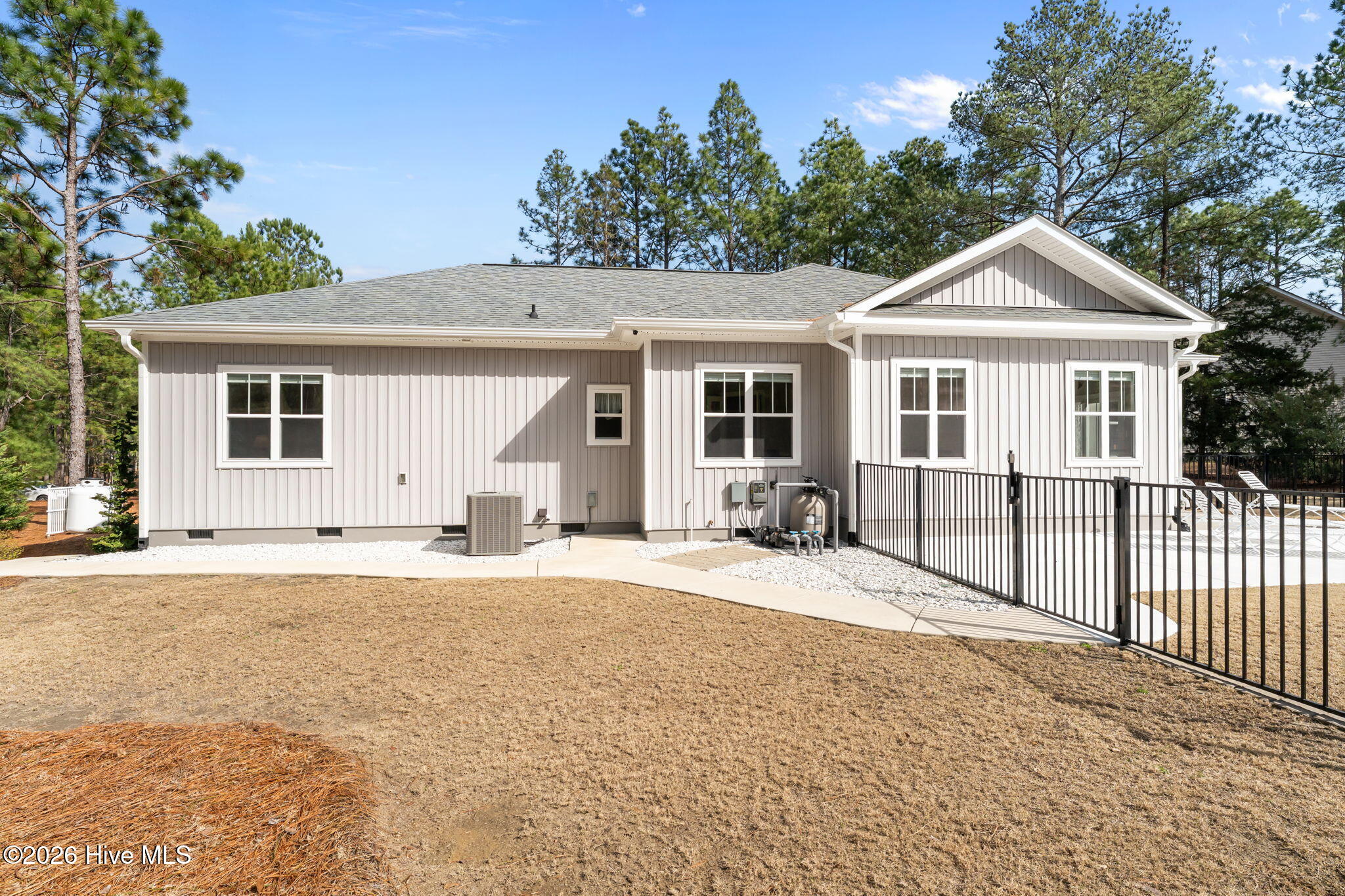 102 Roxburgh Court