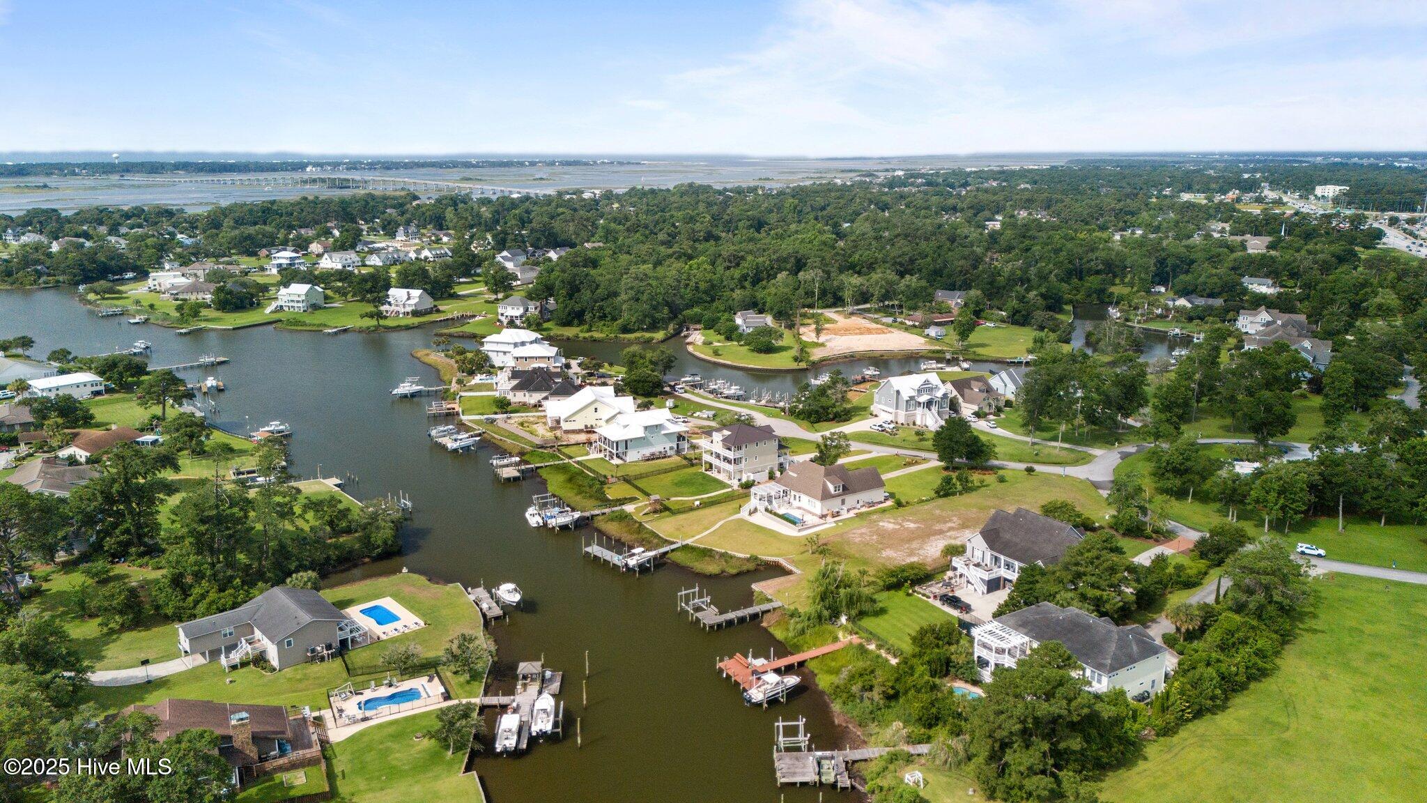 100558486 | Photo 21