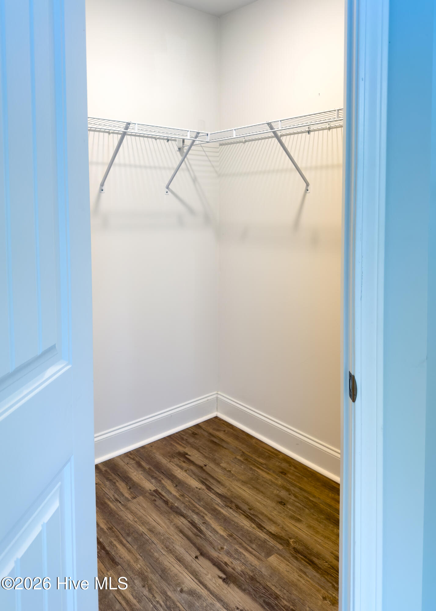 100557566 | Photo 28