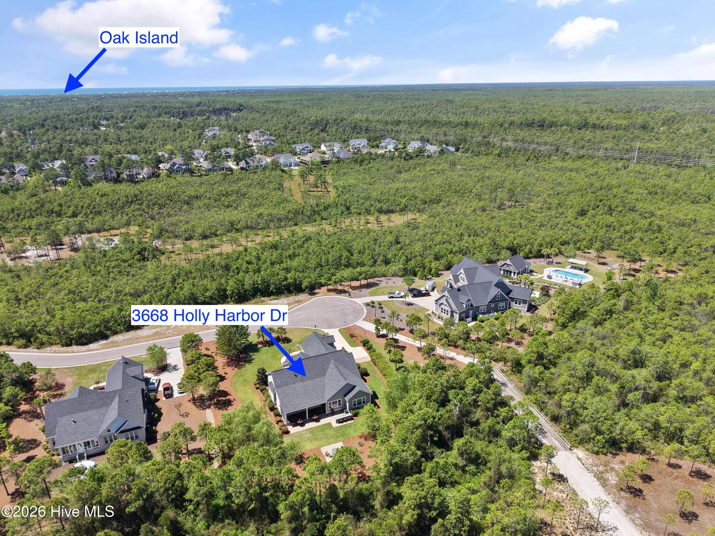 100568990 | Photo 76