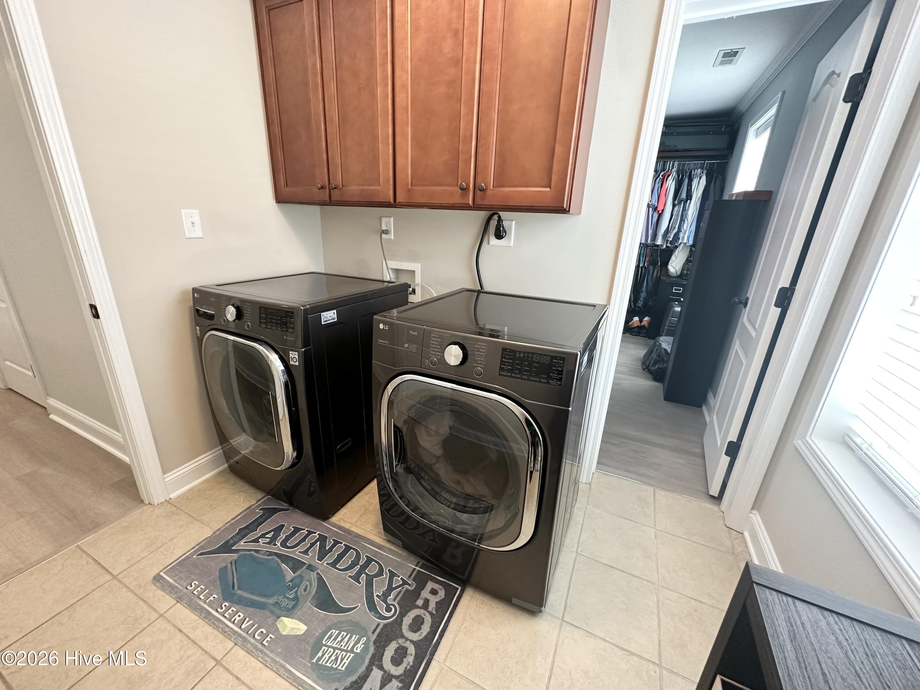 100563138 | Photo 24