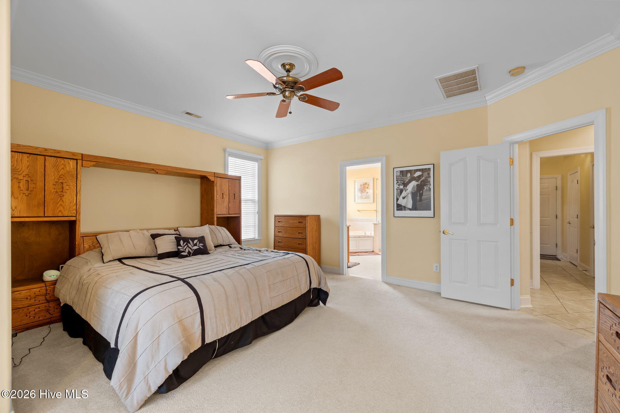 100552548 | Photo 27