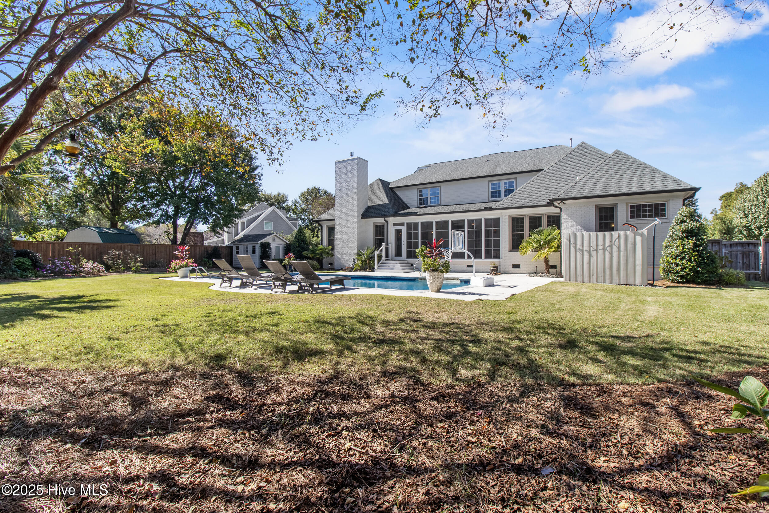 100538758 | Photo 42