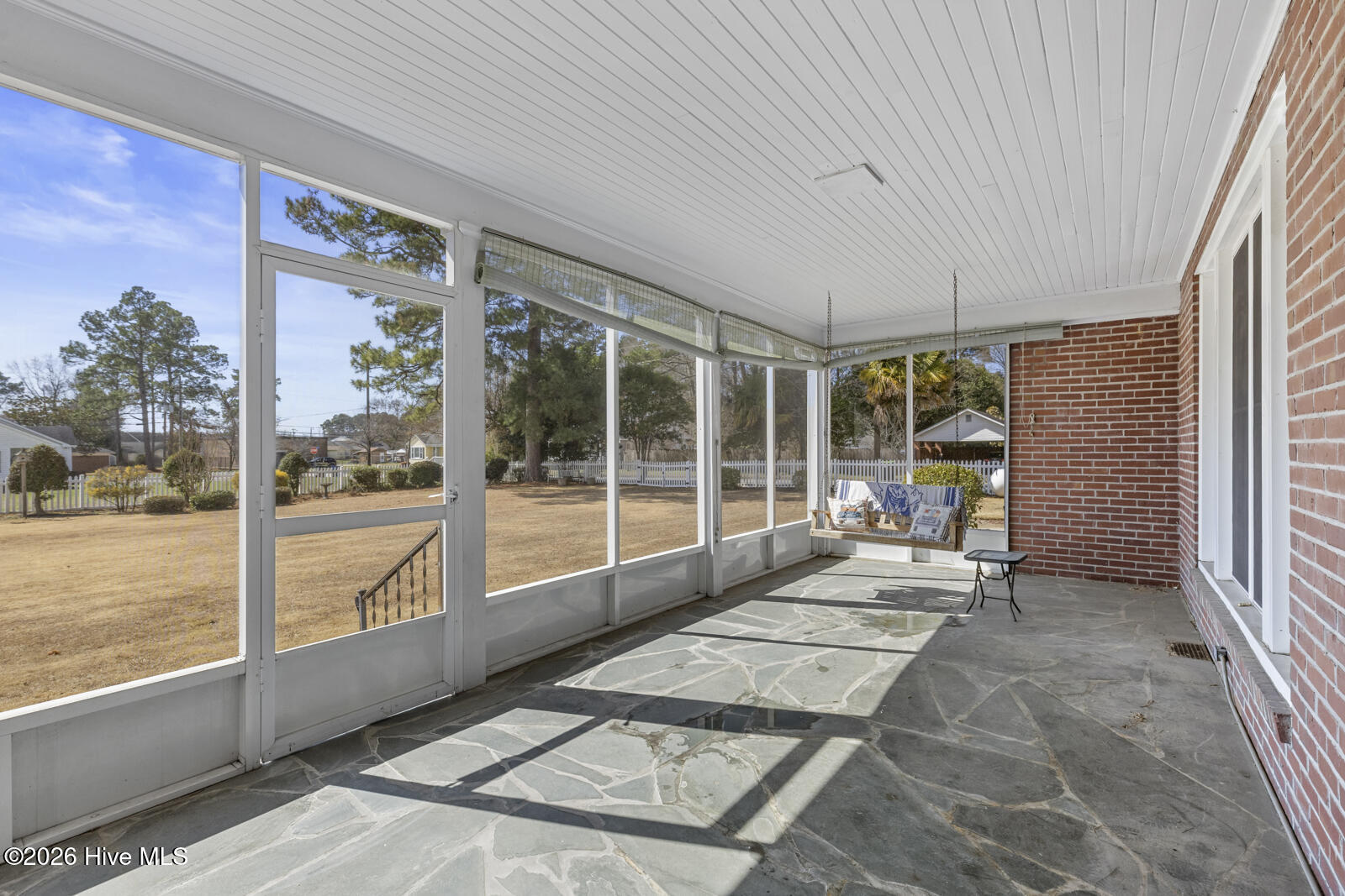 100557416 | Photo 68