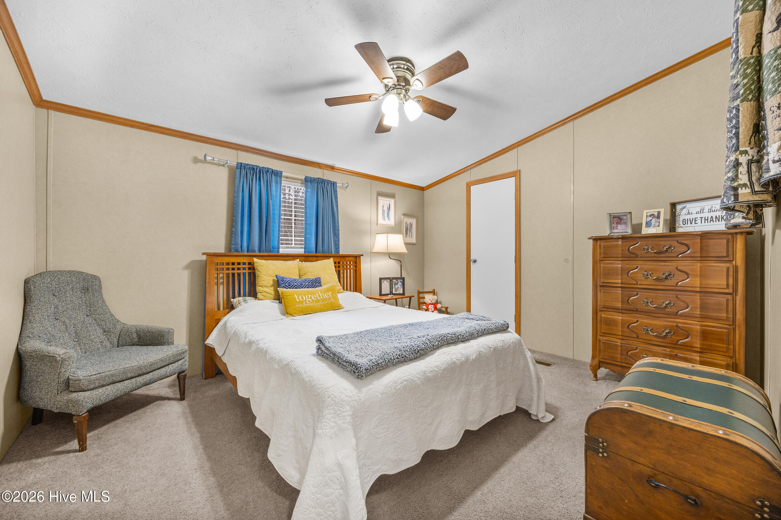 100547453 | Photo 30