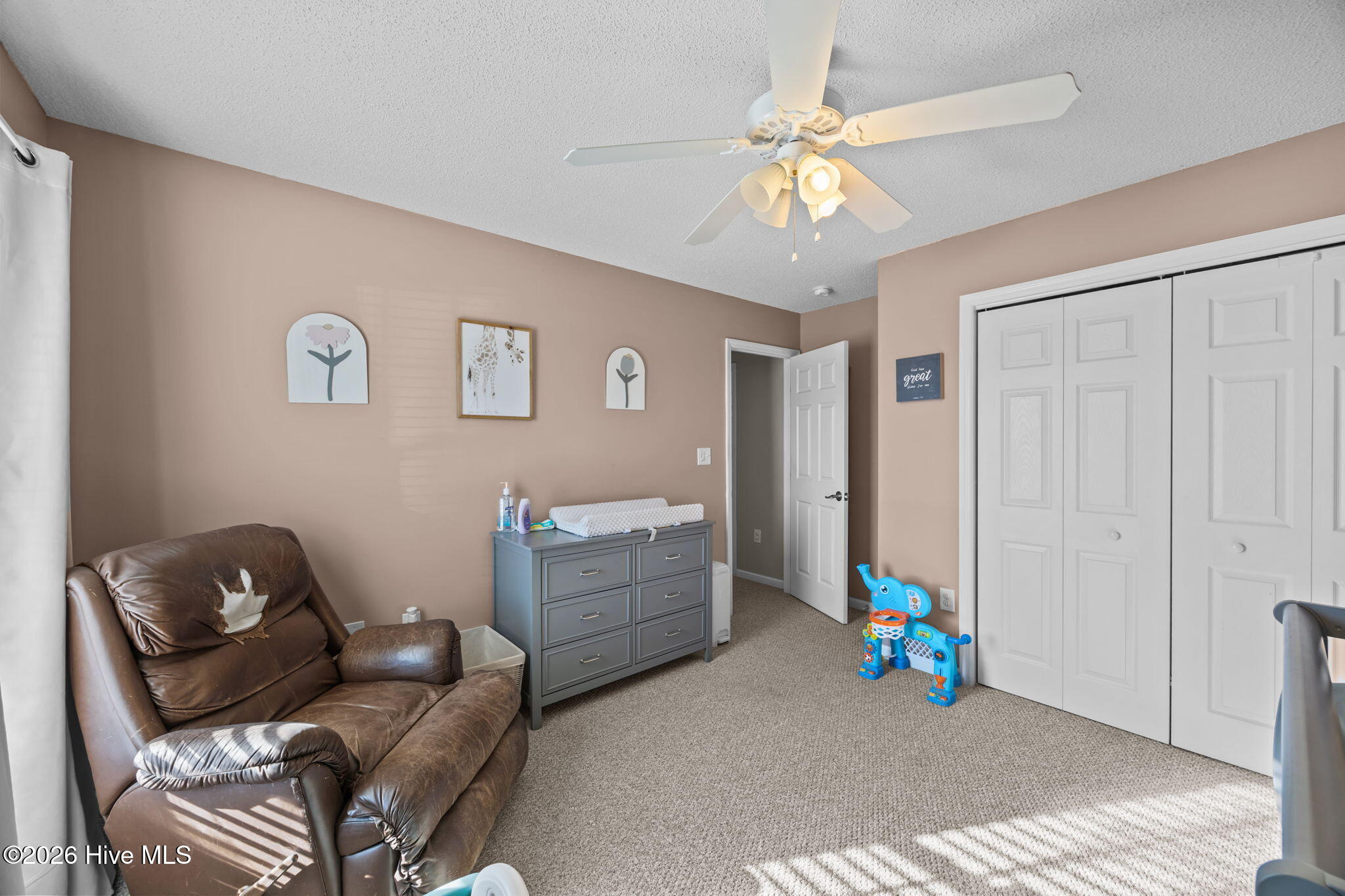 100554153 | Photo 21