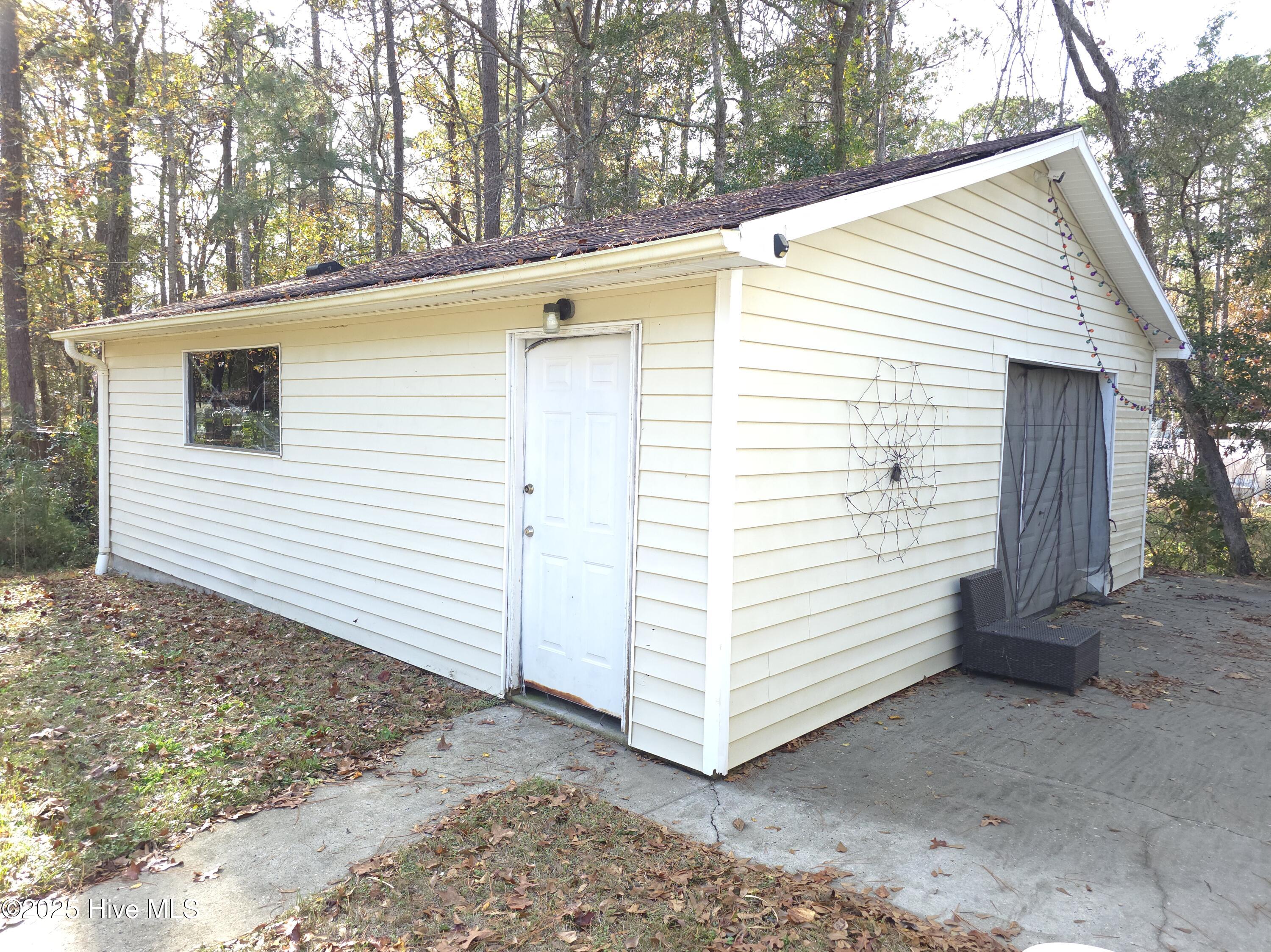 100543220 | Photo 26